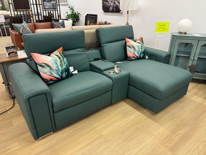 Titan - 3 Pc Sectional with LHF Recliner w/ Headrest Console with Grommet & RHF Recliner Chaise w/HR image